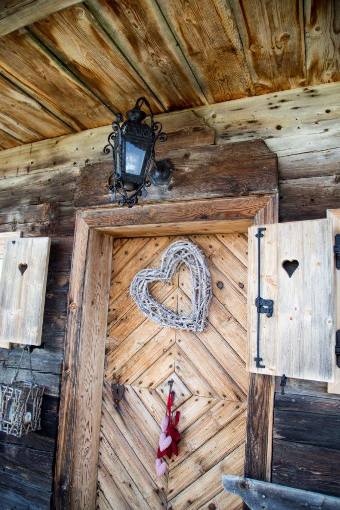 Glamping in Kärnten: Übernachten im Troadkasten beim Gipfelhaus Magdalensberg, Foto Matthias Eichinger Anita Arneitz, Reiseblog Mehr auf www.anitaaufreisen.at