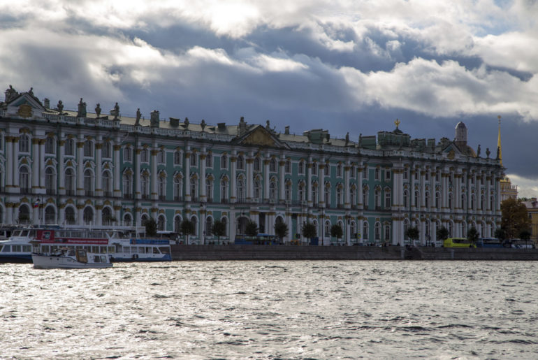 Bootsfahrt auf der Newa in St. Petersburg, Foto Anita Arneitz